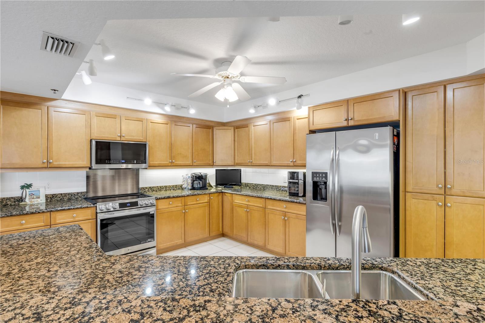 5300 S ATLANTIC AVE #8-601 — photo 3