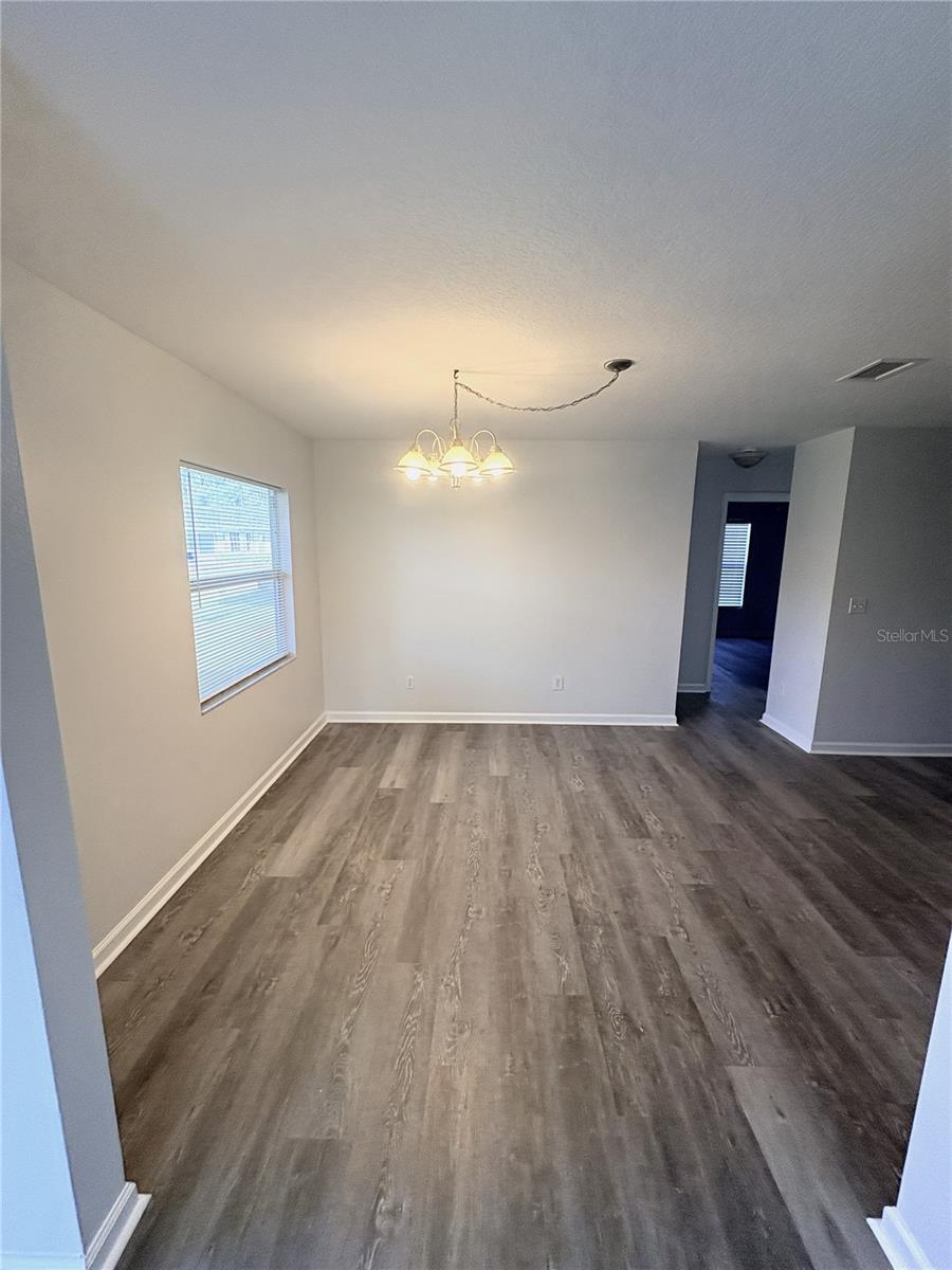 2829 NORDMAN AVE — photo 3