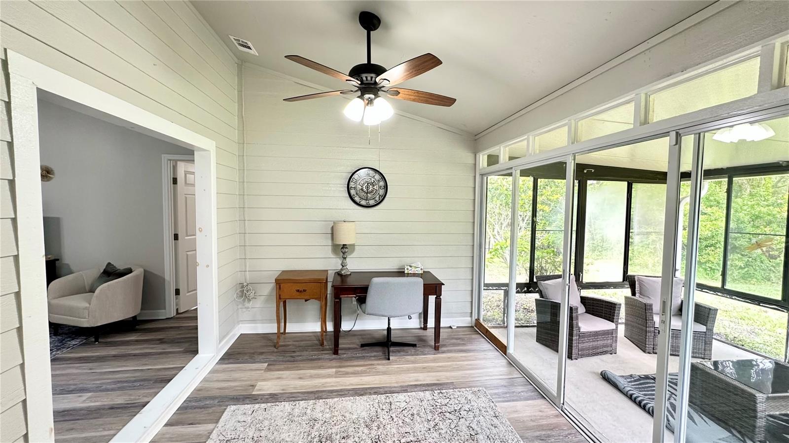 782 PINE SHORES CIR — photo 10