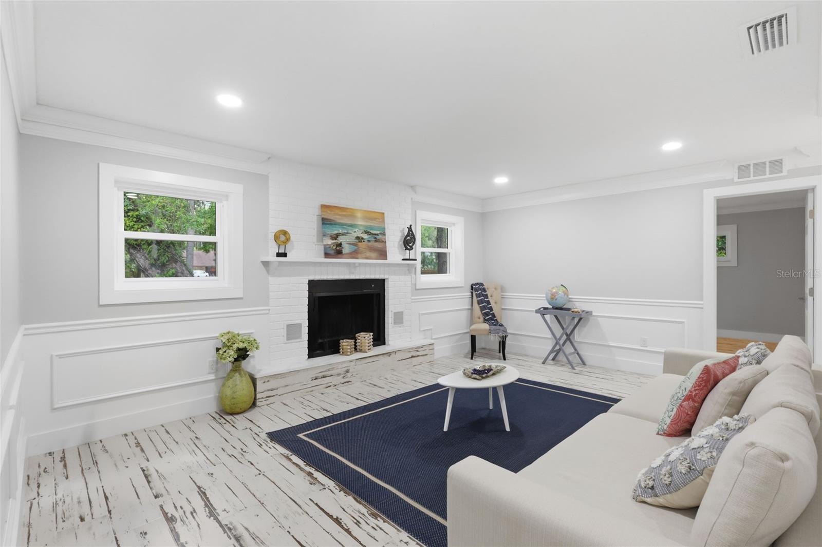 555 WILDWOOD DR — photo 12