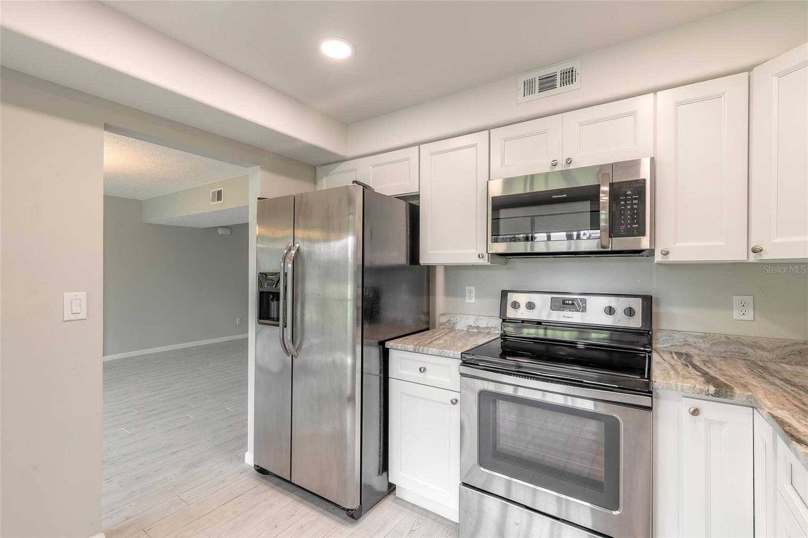 275 INDIGO DR #204 — photo 4