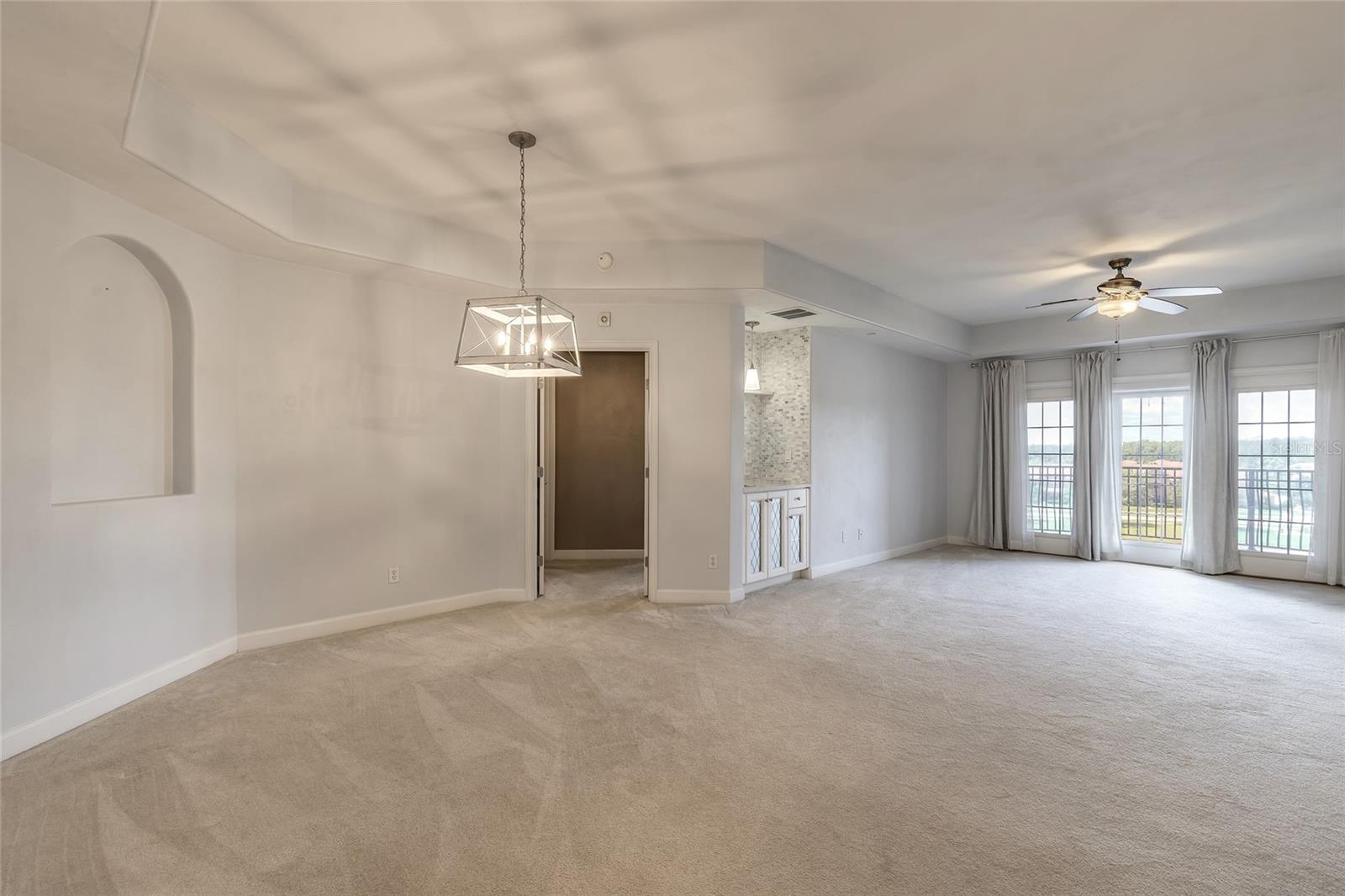 424 LUNA BELLA LN #415 — photo 6