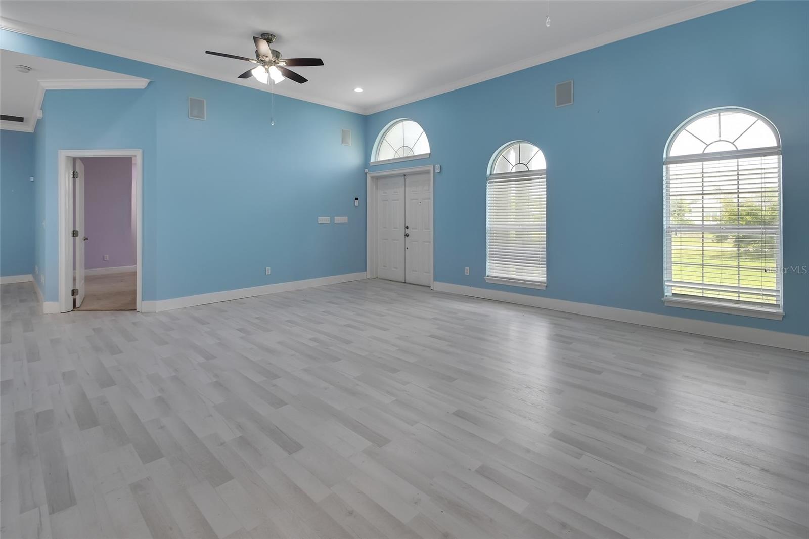 2590 ERENA DR — photo 3