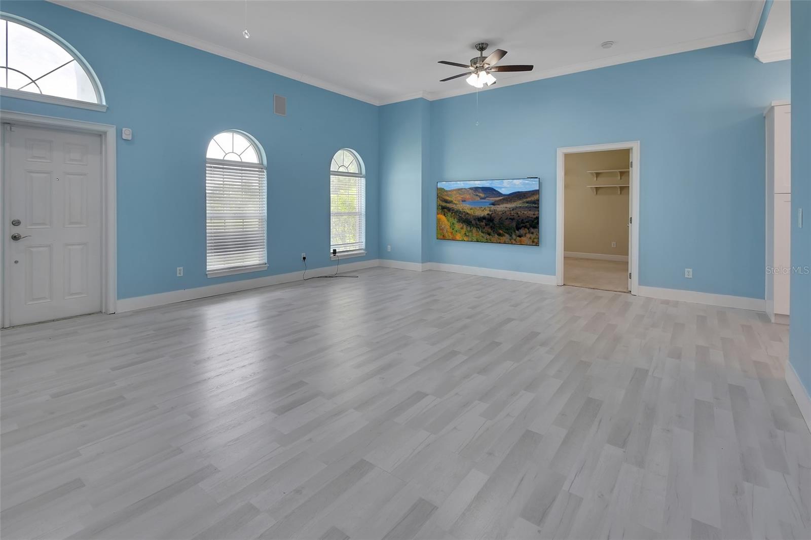 2590 ERENA DR — photo 5