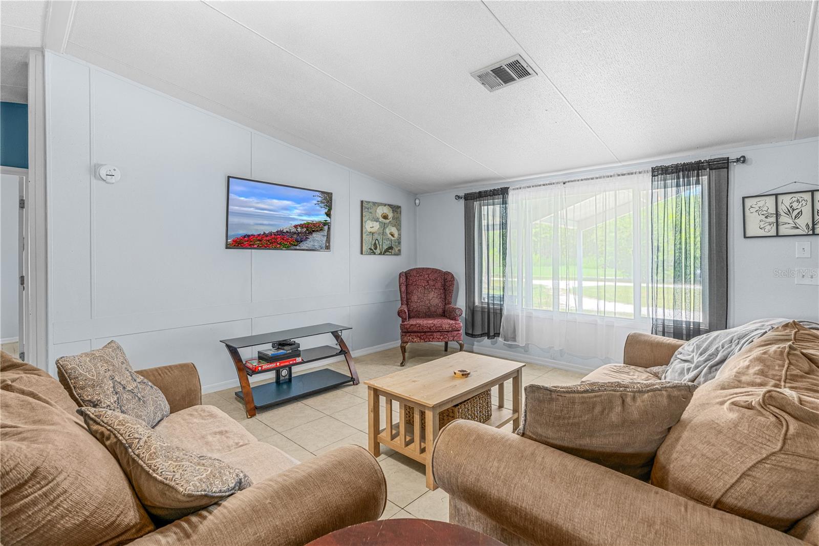 1055 ACEE DR — photo 12