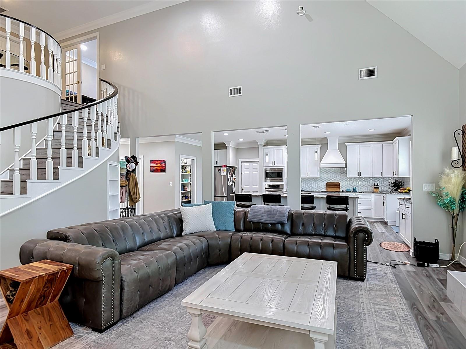 38 WINDING CREEK WAY — photo 7