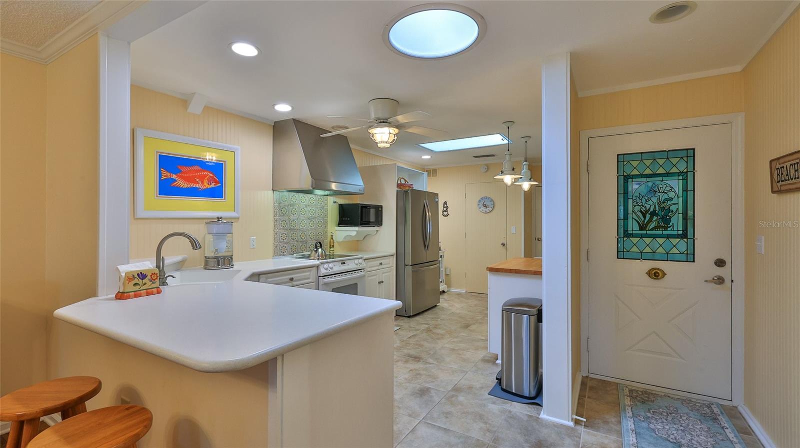 25 ANDREA DR — photo 3