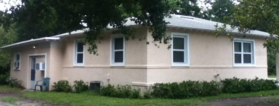 486 OAK ST — photo 4