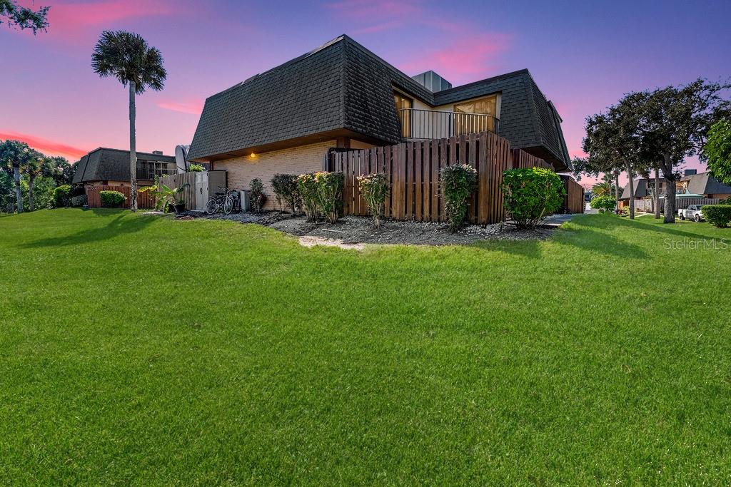 113 CEDAR DUNES DR — photo 2