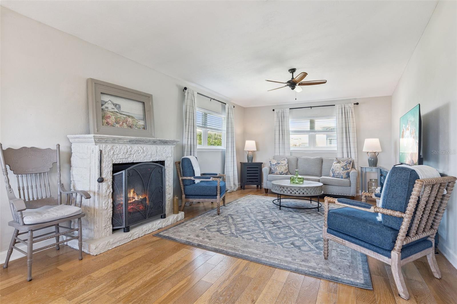 884 CATFISH AVE — photo 3