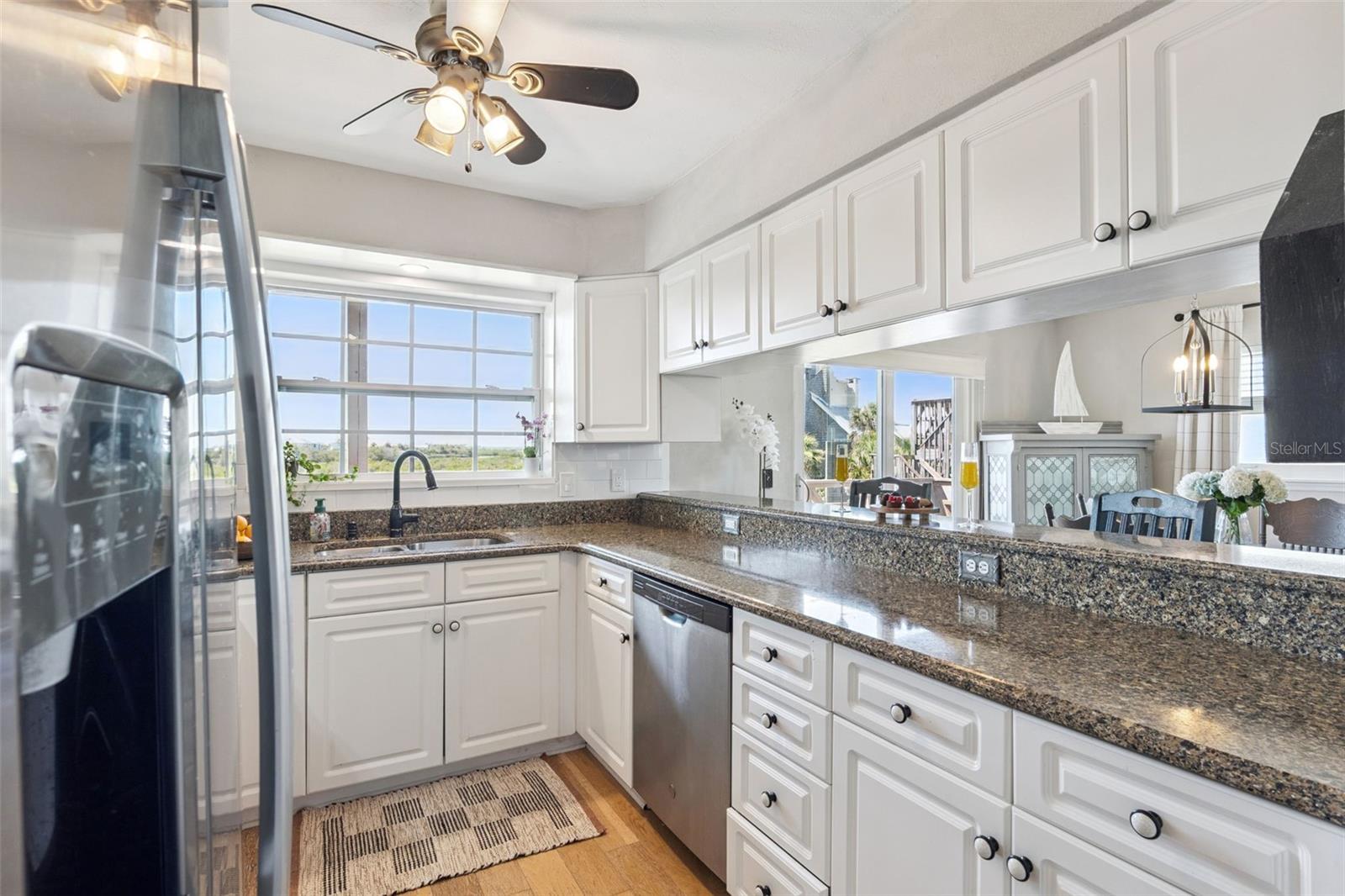 884 CATFISH AVE — photo 5