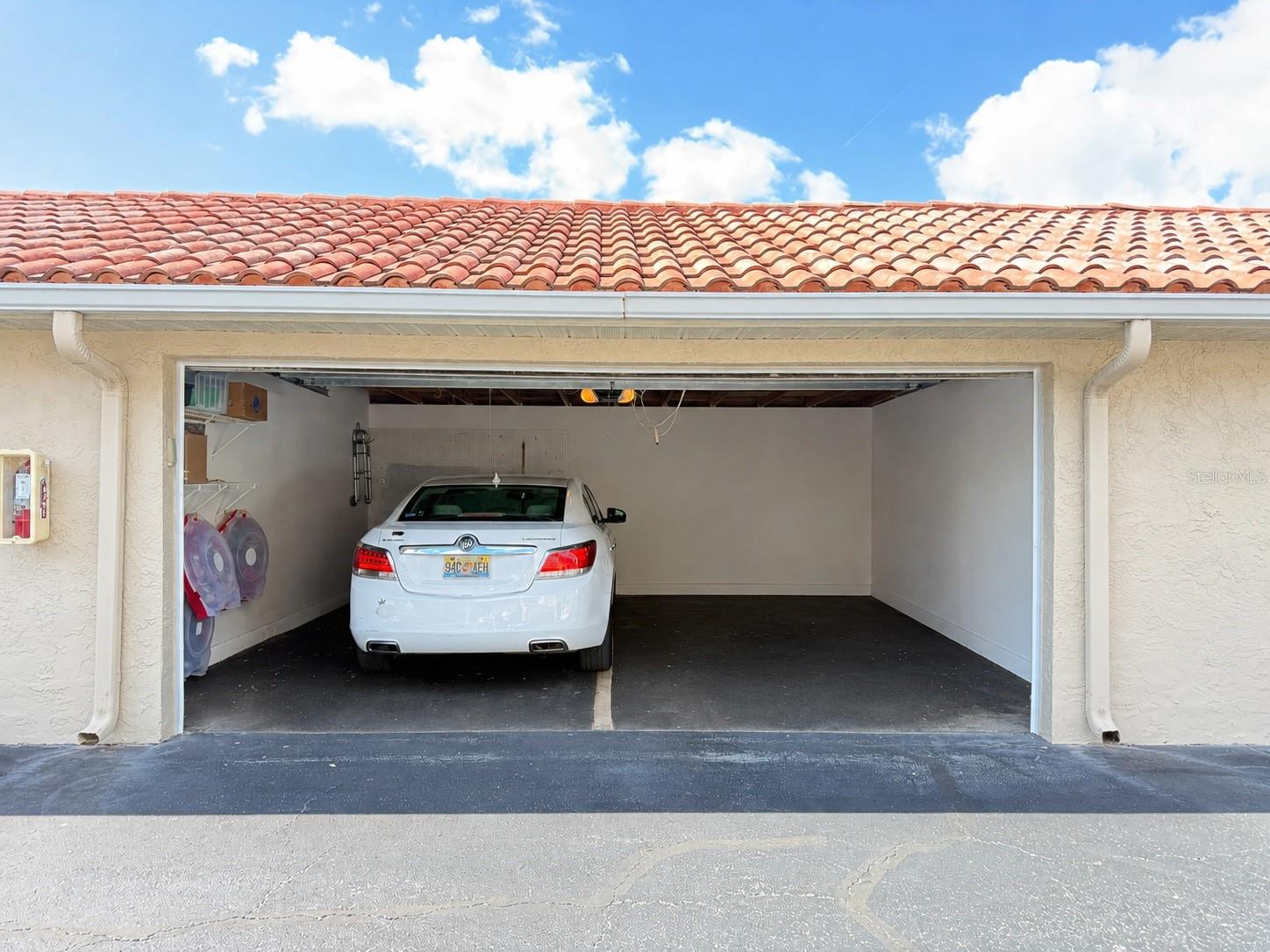 407 BOUCHELLE DR #303 — photo 2