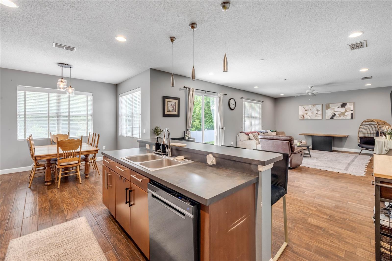 54 LEVEE LN — photo 6
