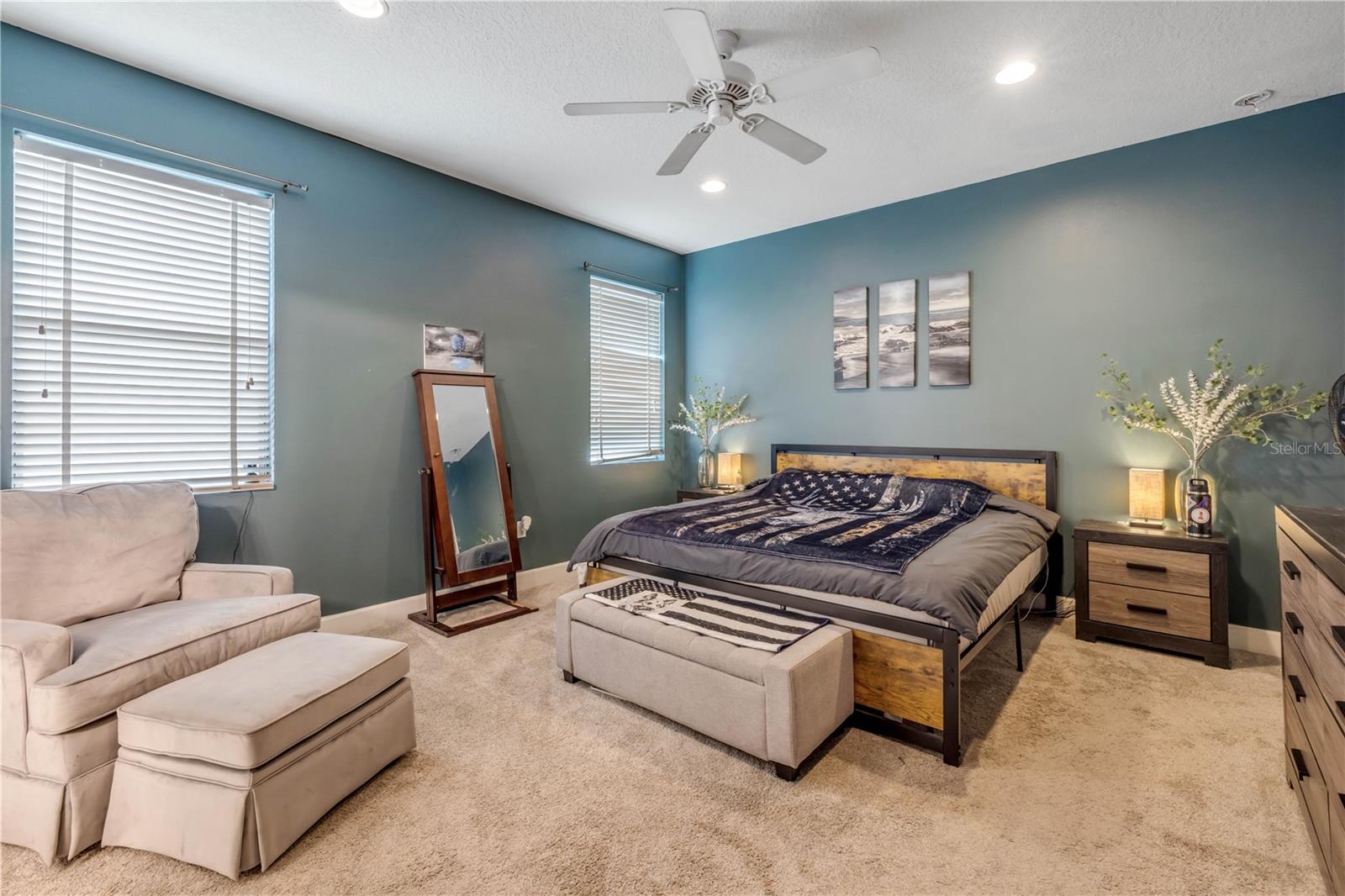 54 LEVEE LN — photo 9