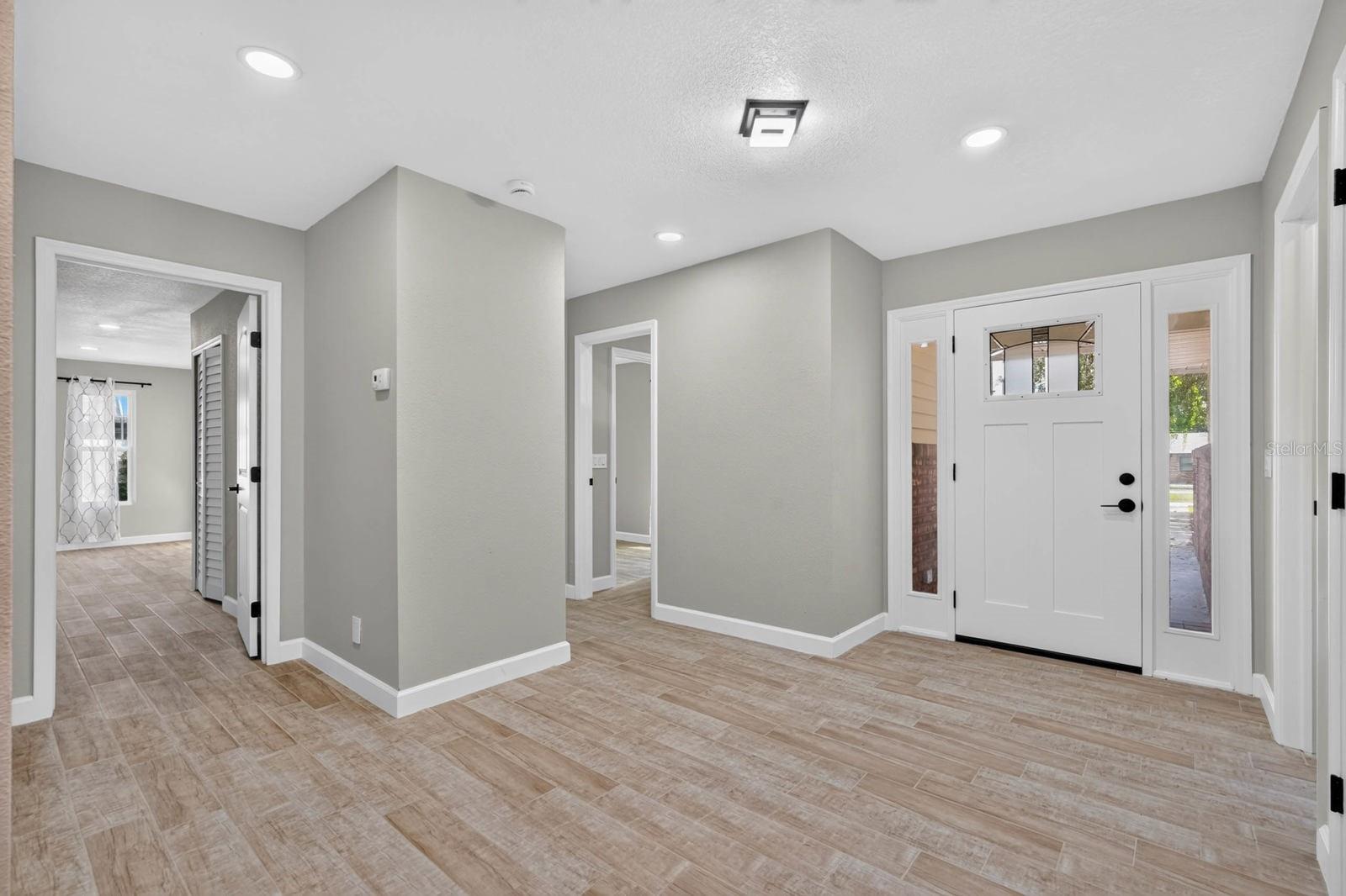 1510 N BEACH ST — photo 11