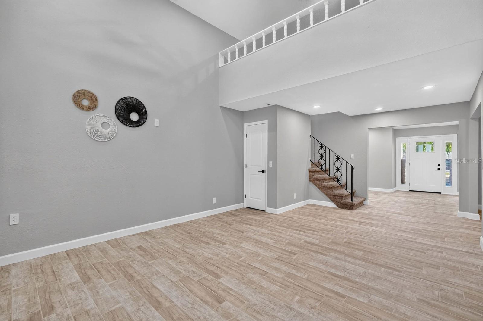 1510 N BEACH ST — photo 8