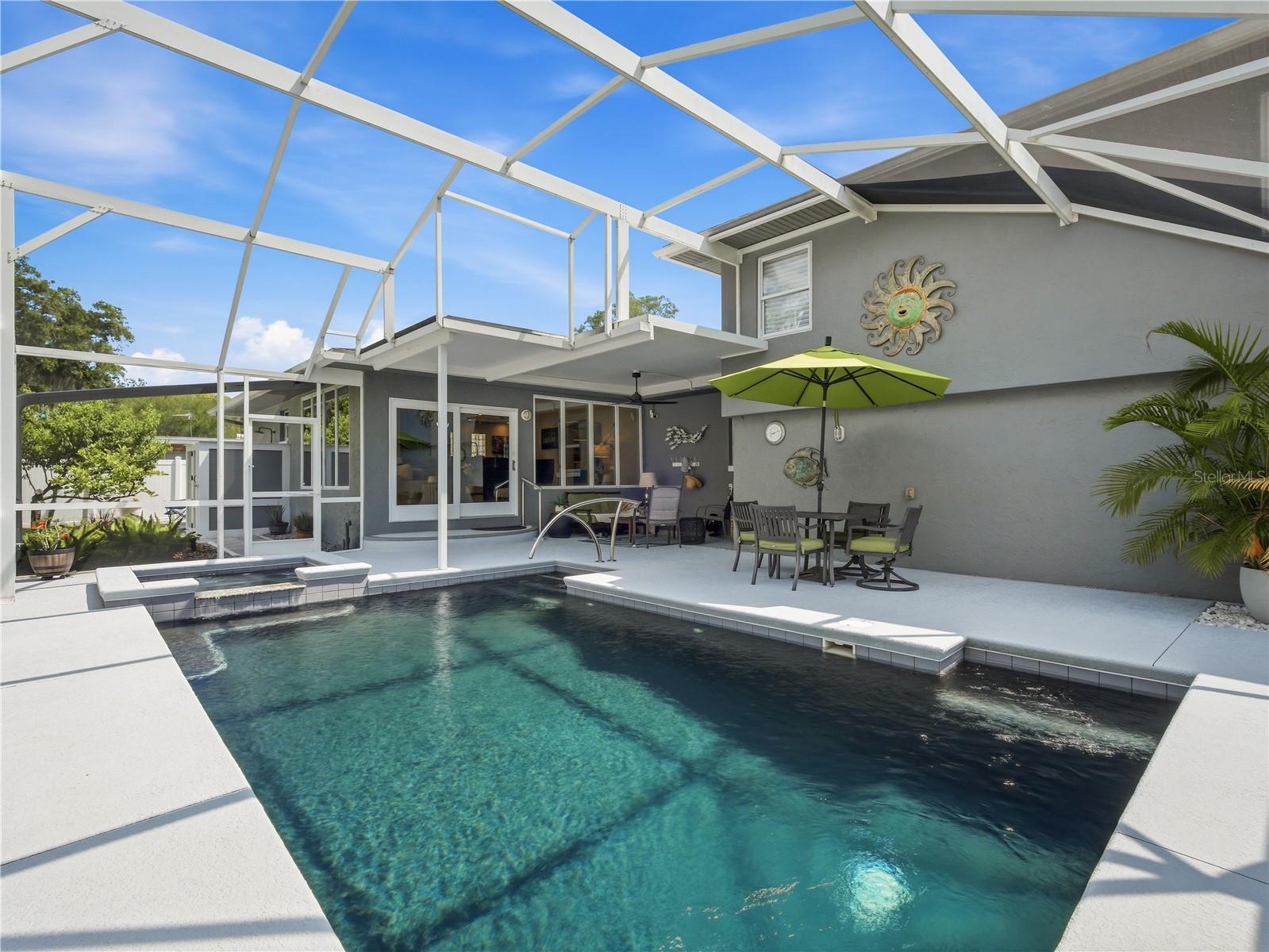 1508 S RIVERSIDE DR — photo 4