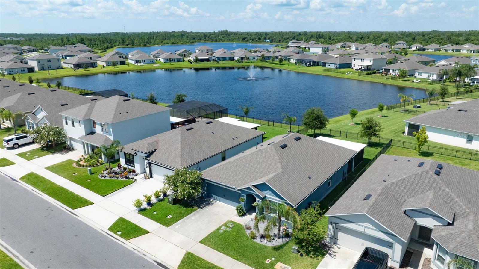 2635 NEVERLAND DR — photo 3