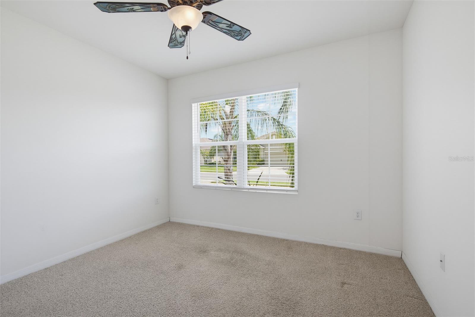 2635 NEVERLAND DR — photo 8