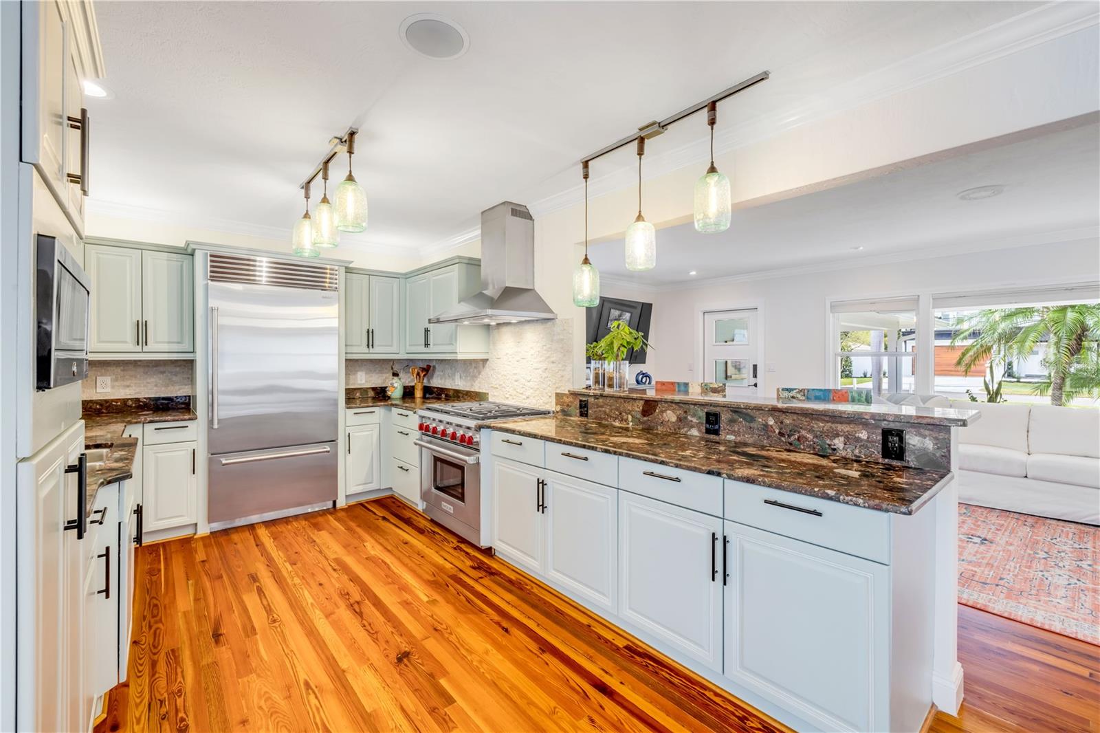 506 YUPON AVE — photo 3