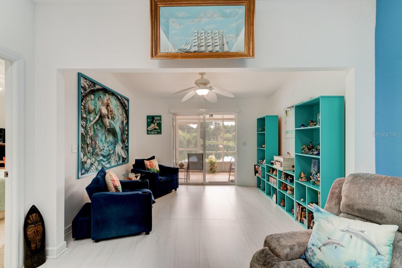 2246 HAWKS COVE CIR — photo 2