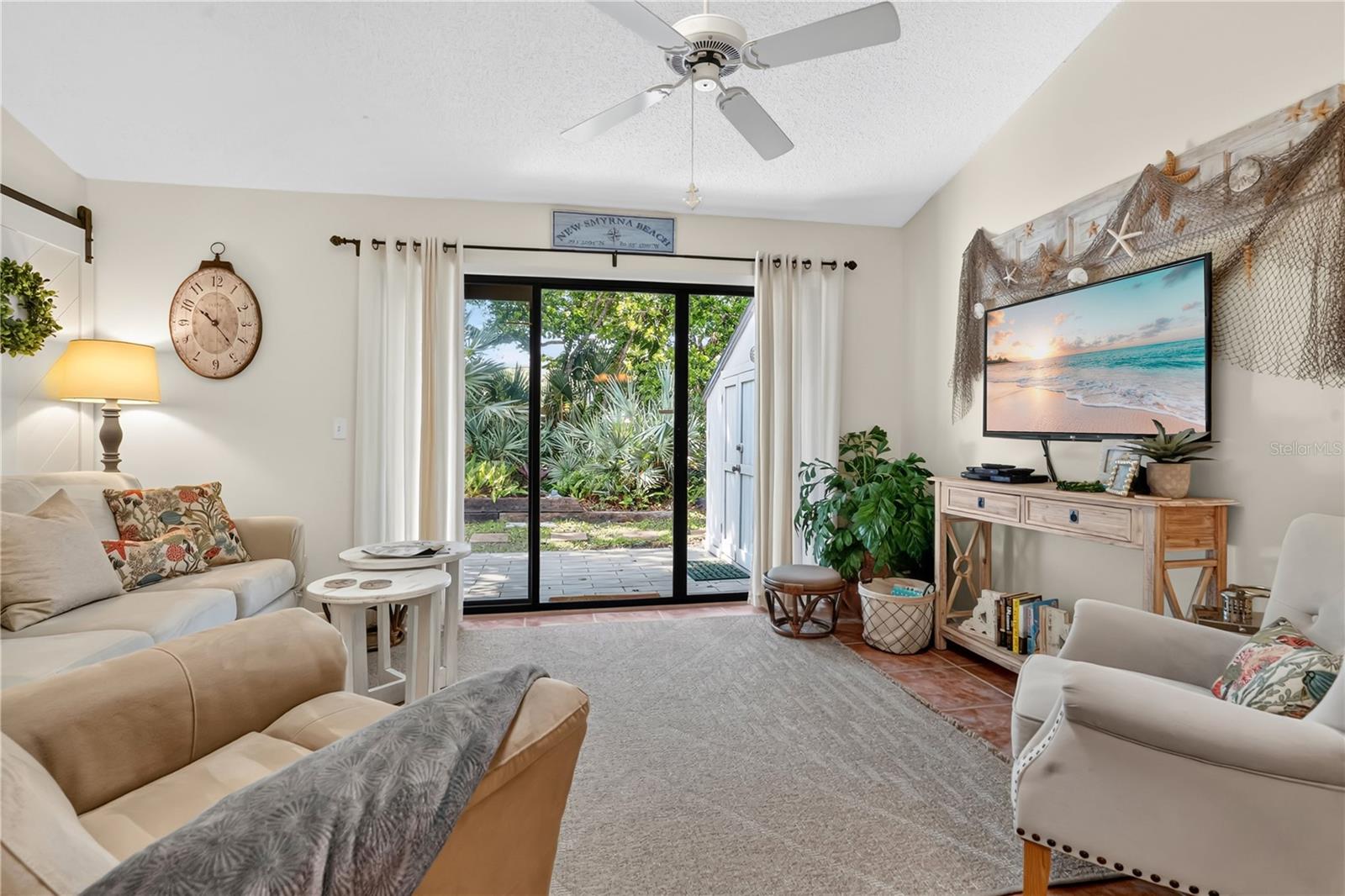 4360 SEA MIST DR — photo 12