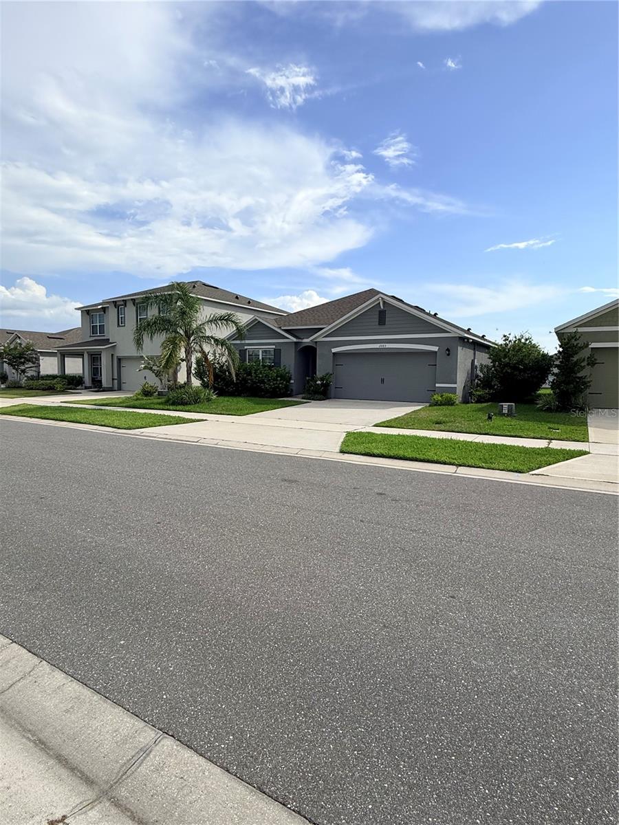 2665 NEVERLAND DR — photo 2