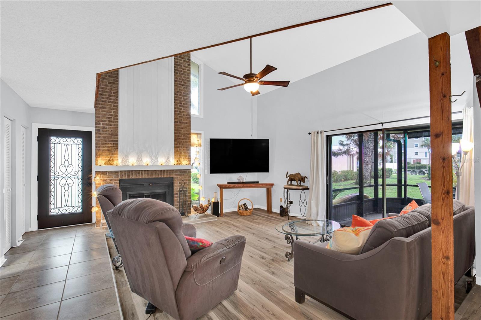 113 LAGOON CT — photo 6