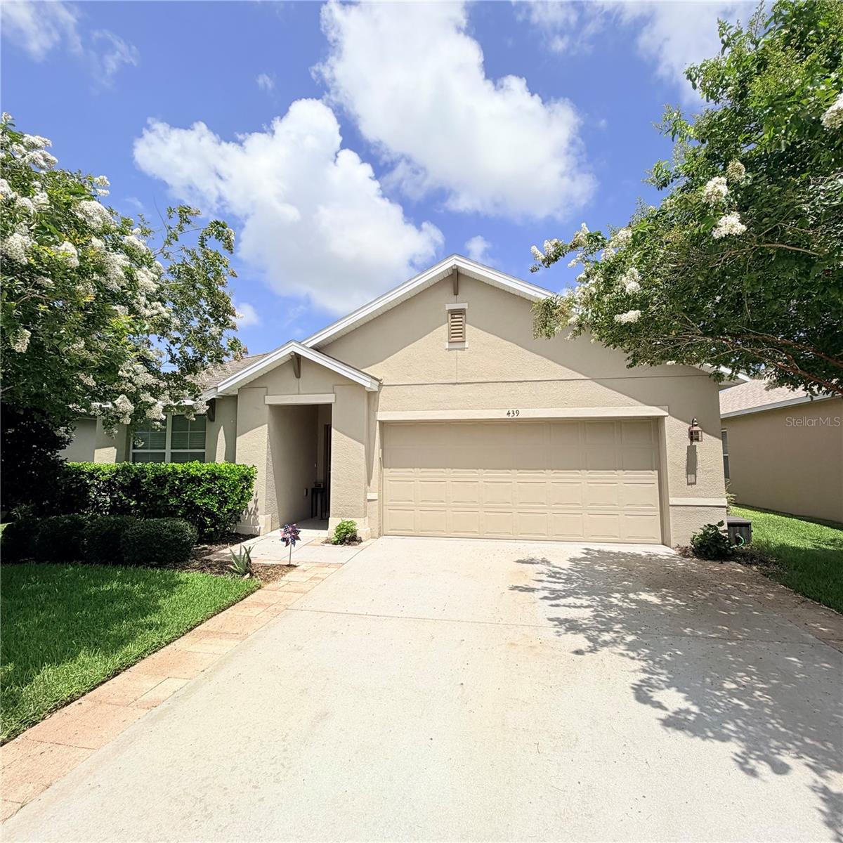 439 PINK CORAL LN — photo 2