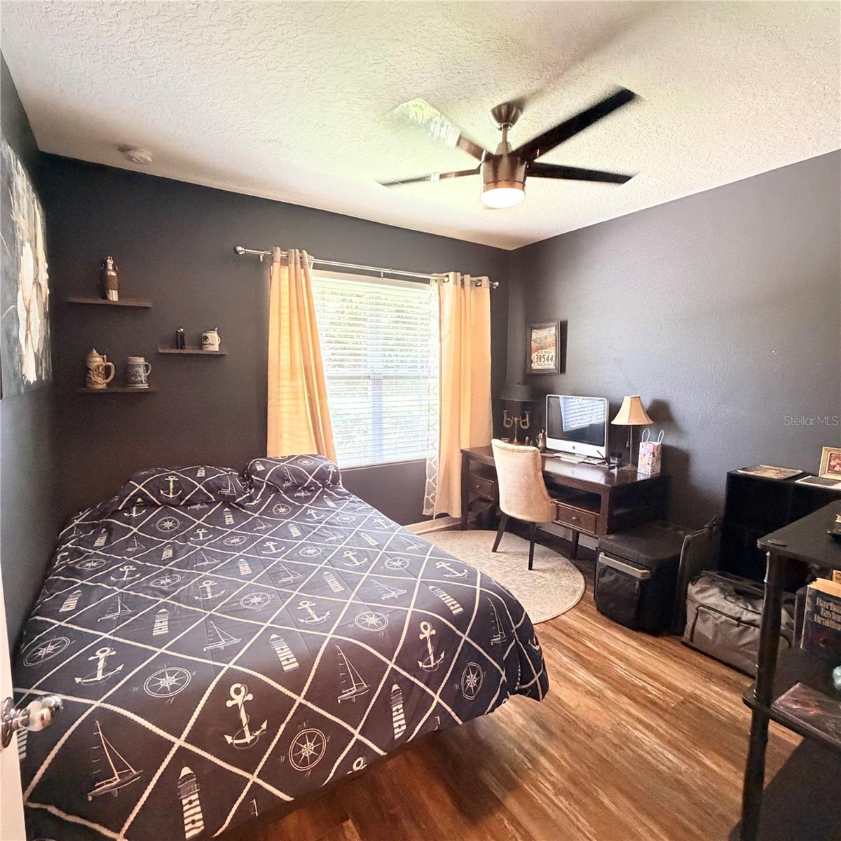 439 PINK CORAL LN — photo 4