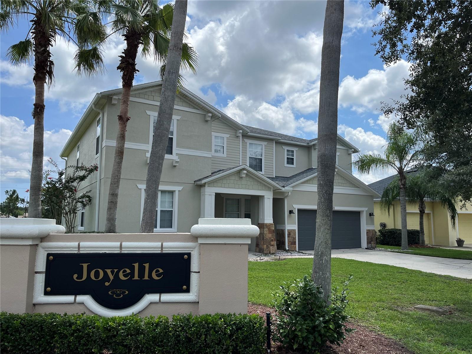 101 HAGGE DR — photo 3