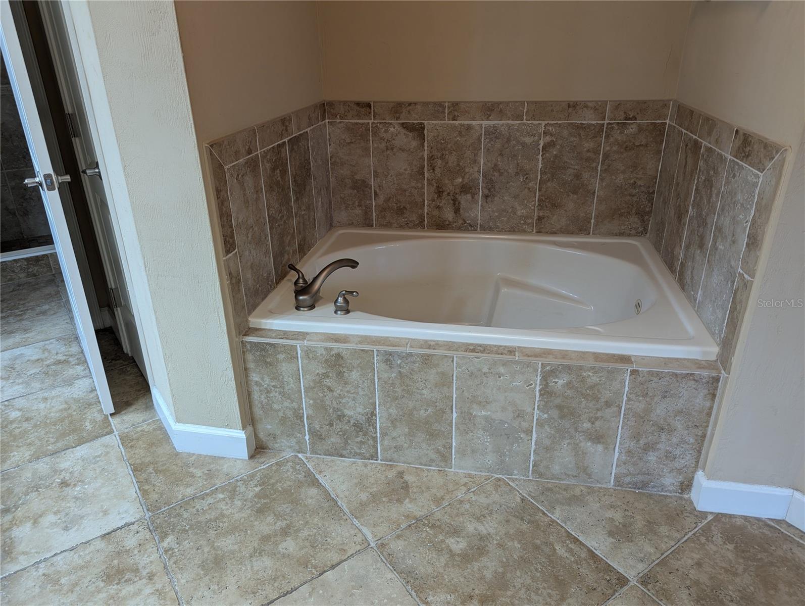 424 LUNA BELLA LN #424 — photo 12