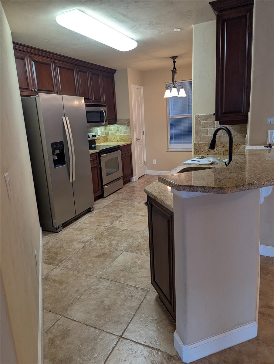 424 LUNA BELLA LN #424 — photo 3
