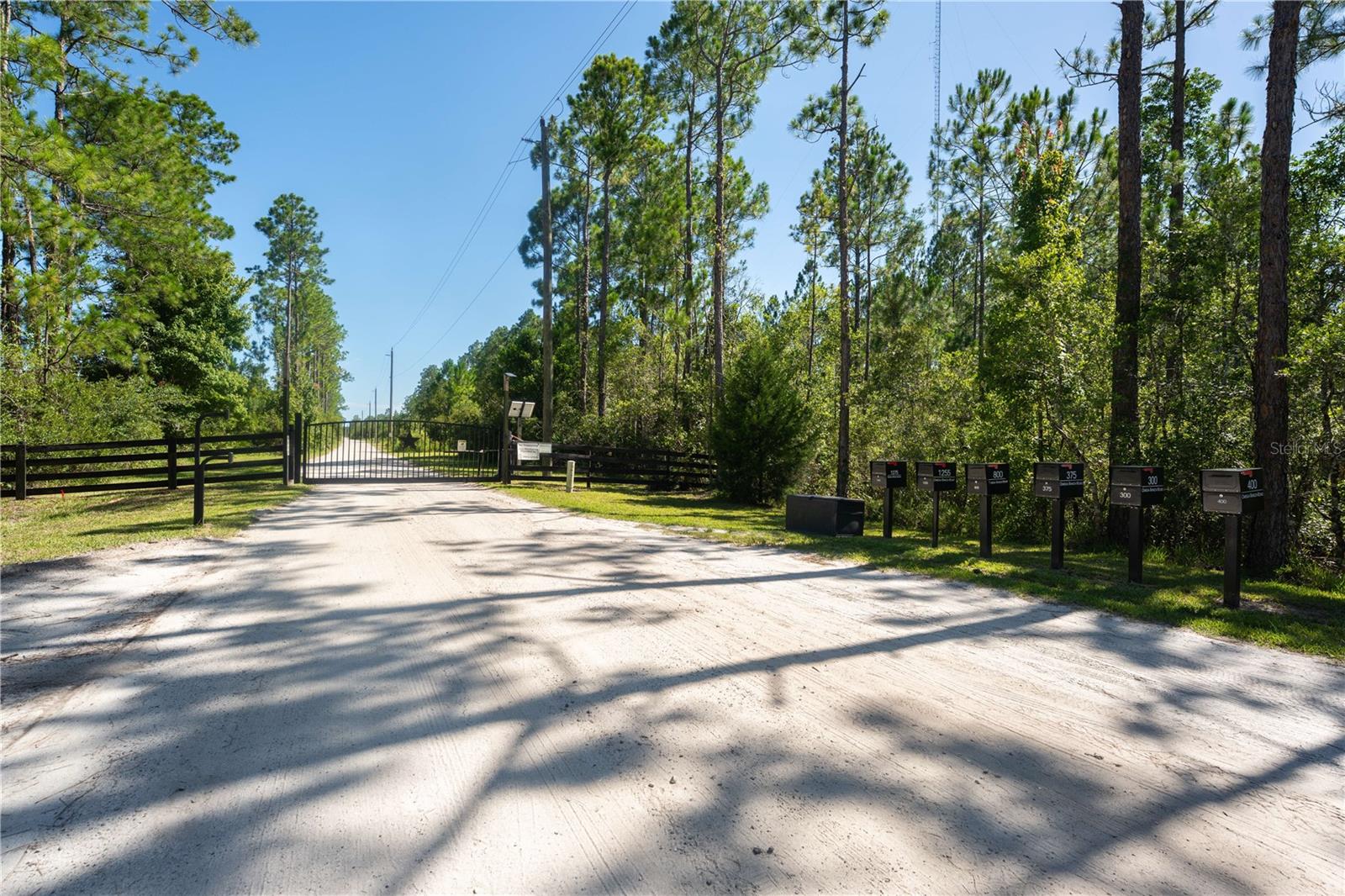 300 OMEGA RANCH RD — photo 2