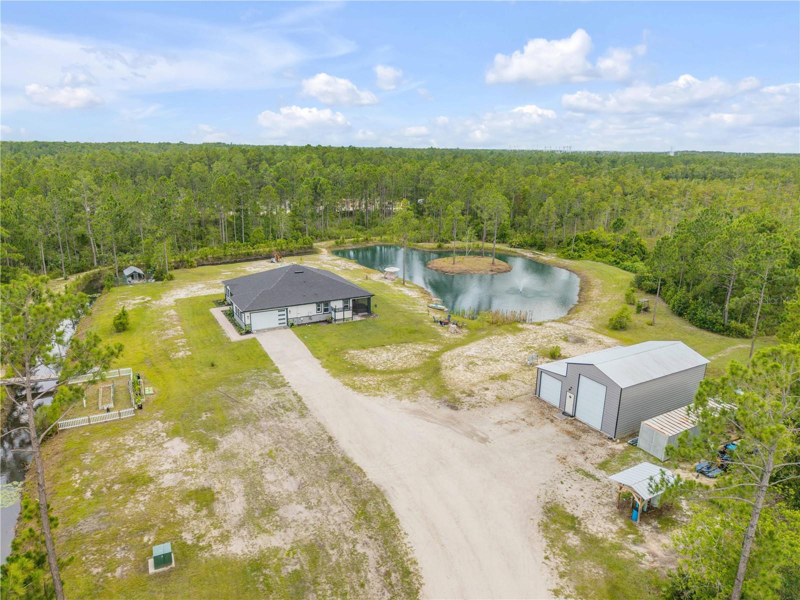 300 OMEGA RANCH RD — photo 3