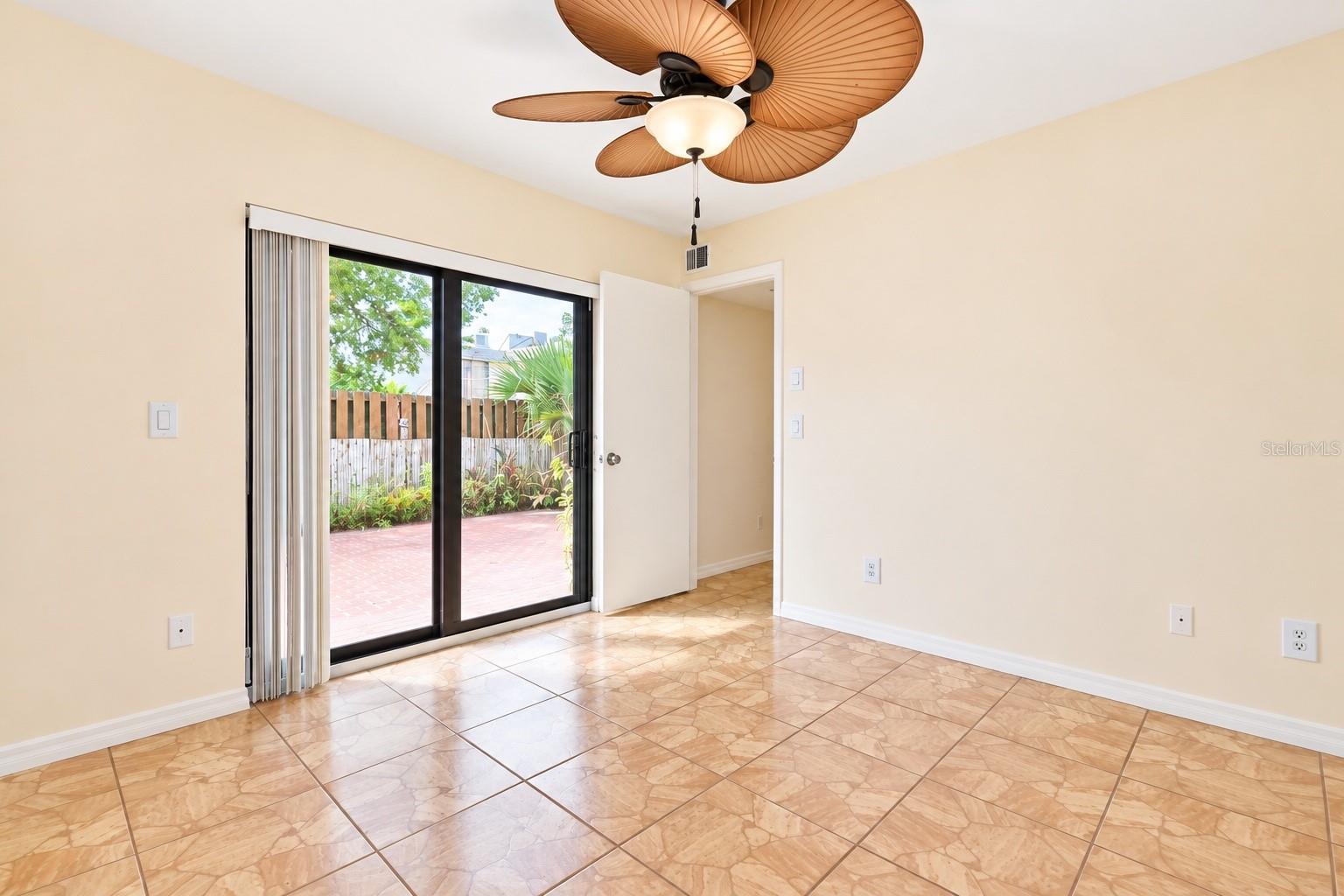 18 CEDAR DUNES DR — photo 12