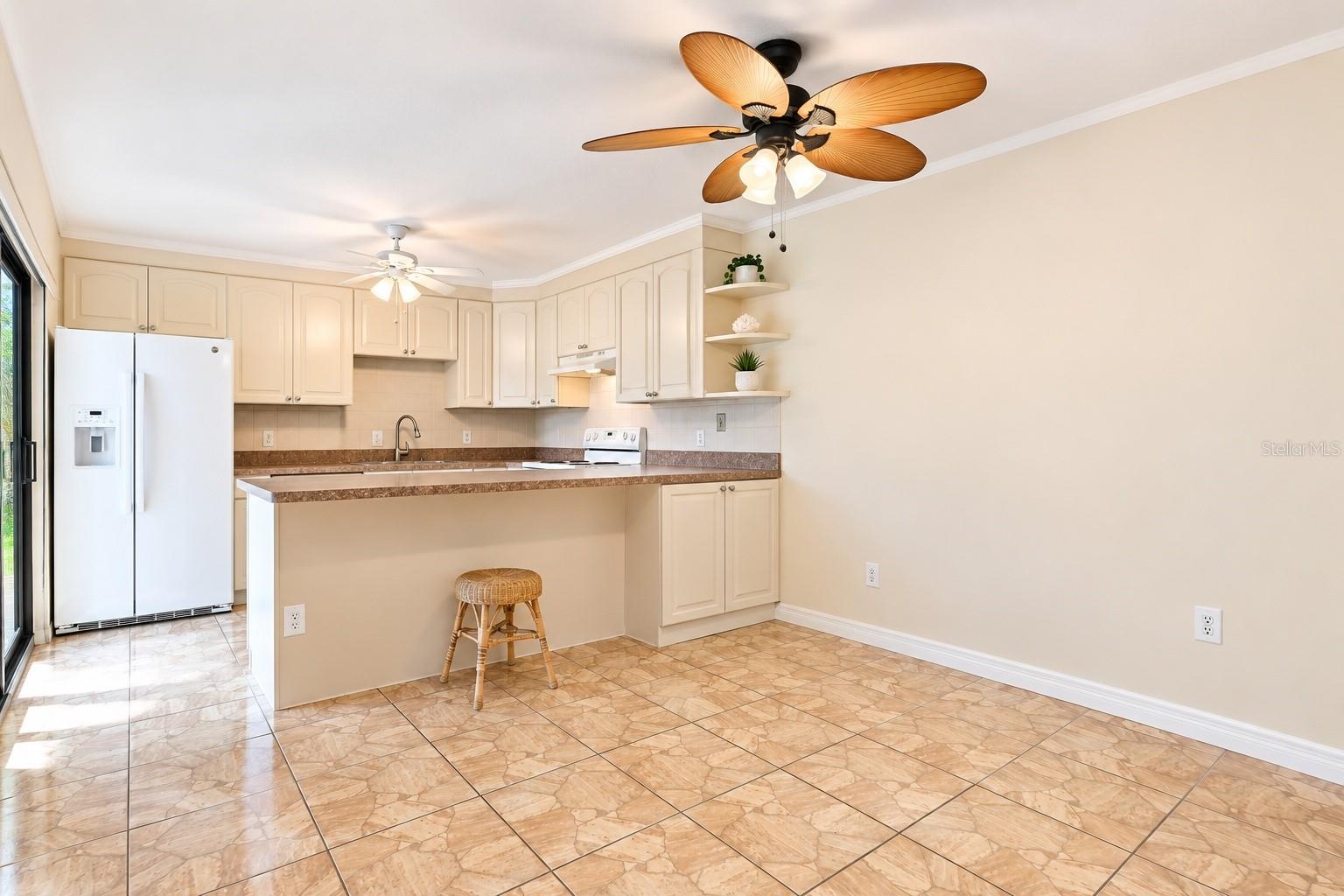 18 CEDAR DUNES DR — photo 5