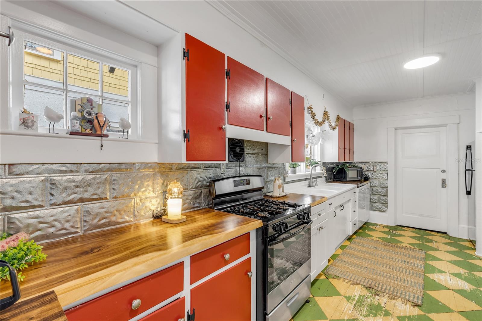 407 MAGNOLIA ST — photo 12