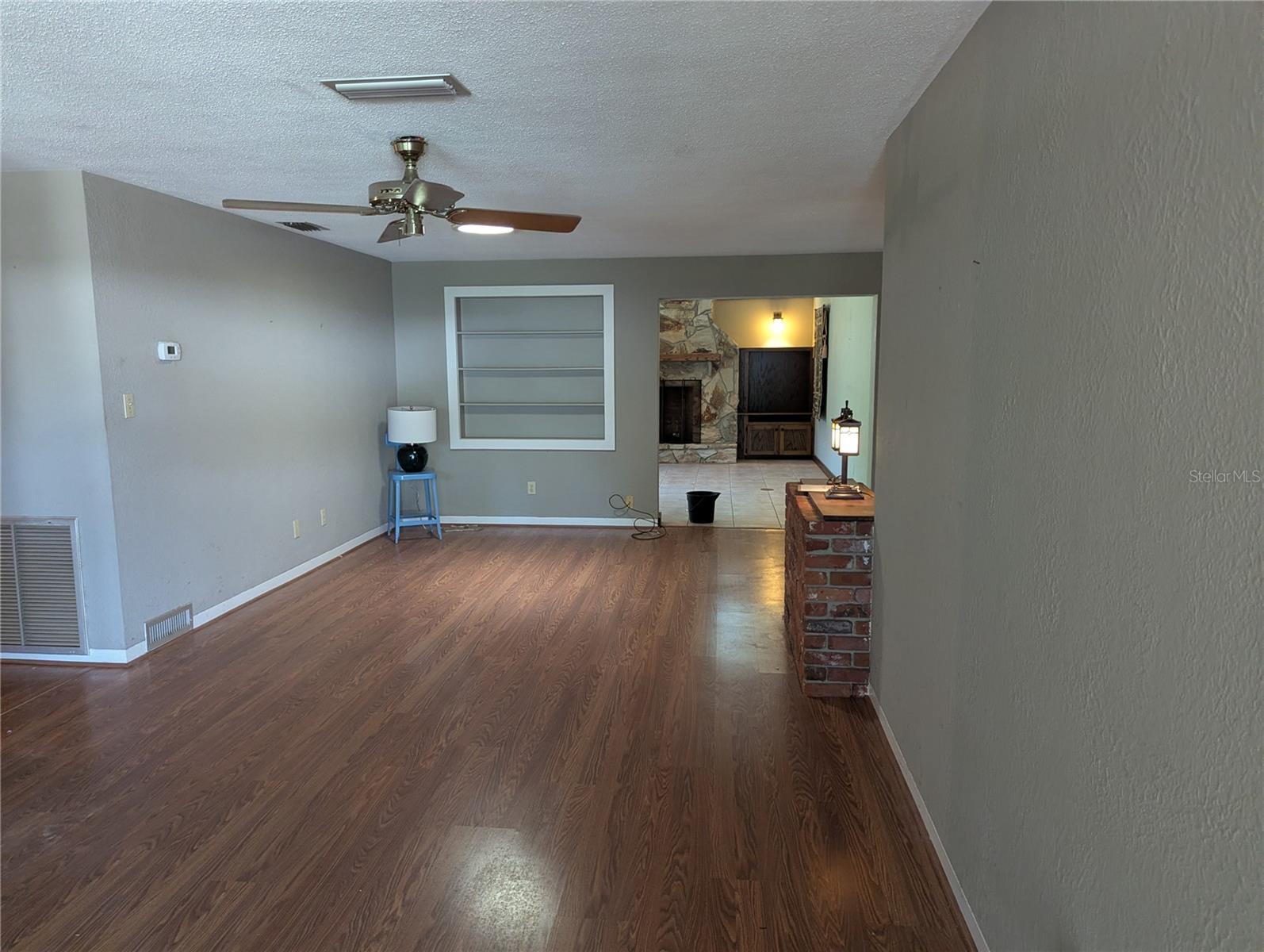 308 TRUDGEON DR — photo 4