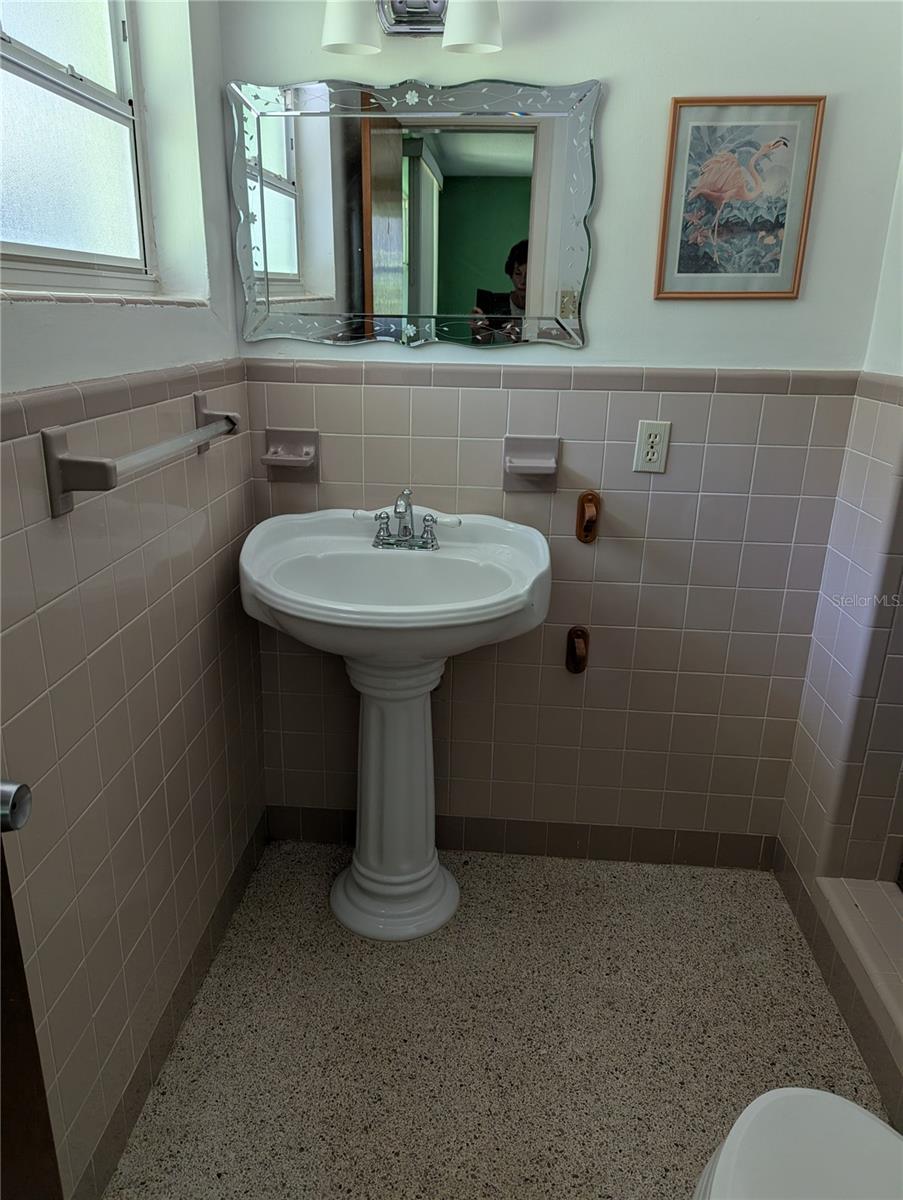 308 TRUDGEON DR — photo 10