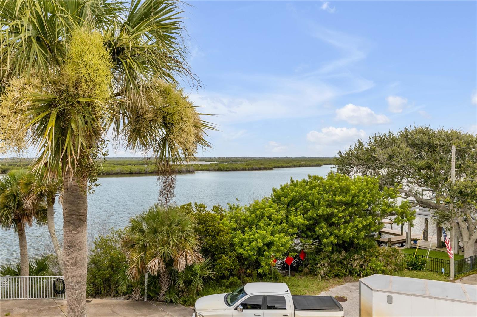 830 EEL AVE — photo 4