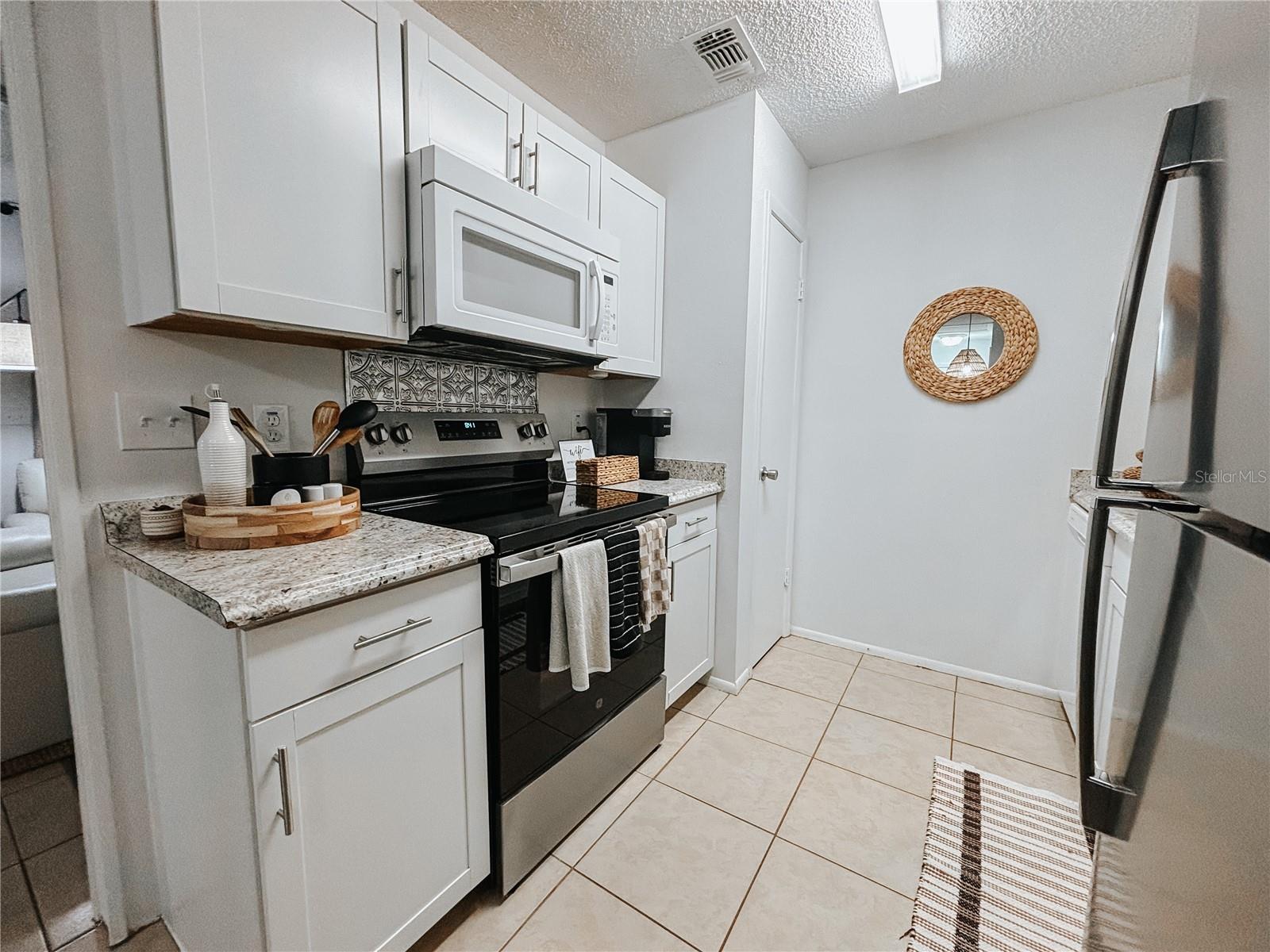 1600 BIG TREE RD #O8 — photo 3