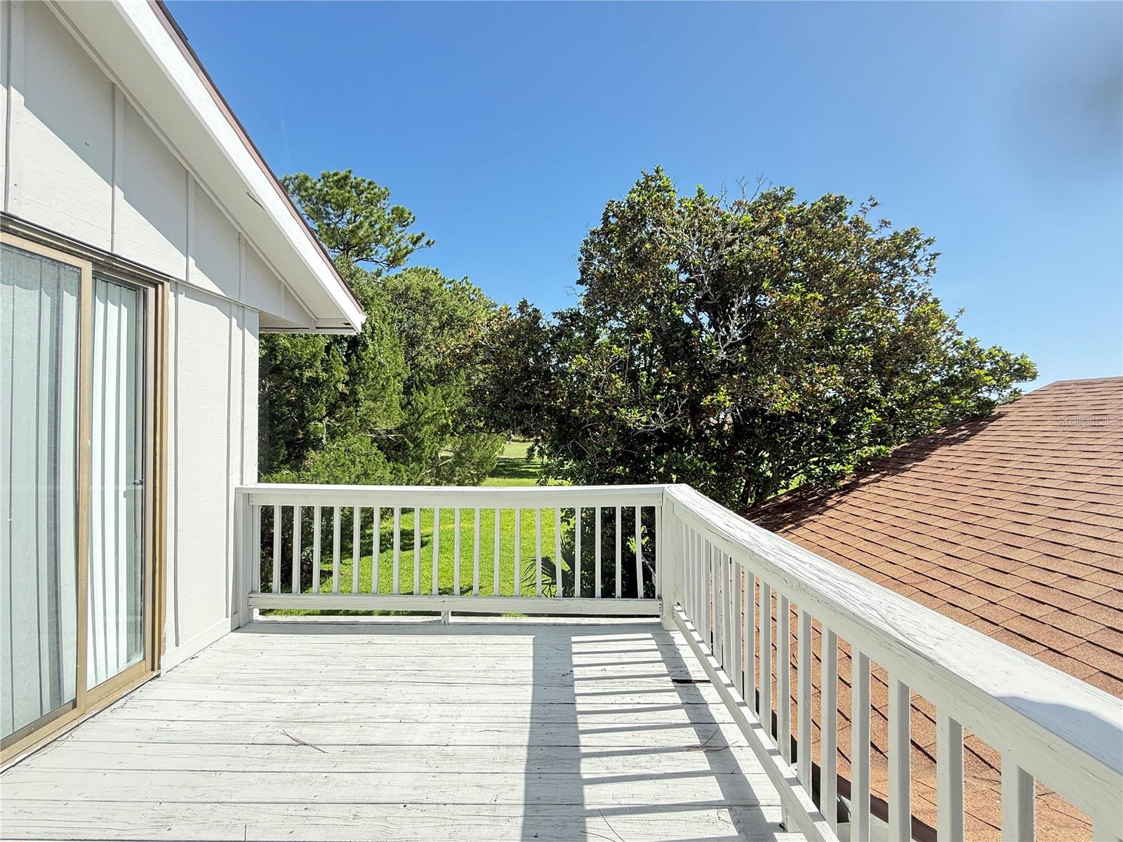 33 ANDREA DR — photo 3