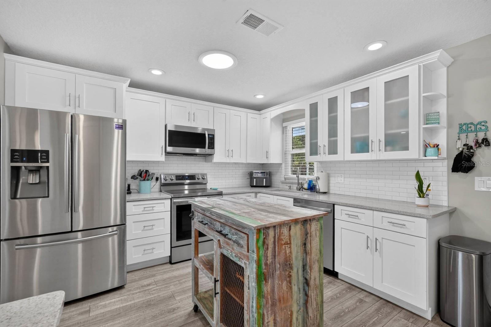 4503 SAXON DR — photo 5