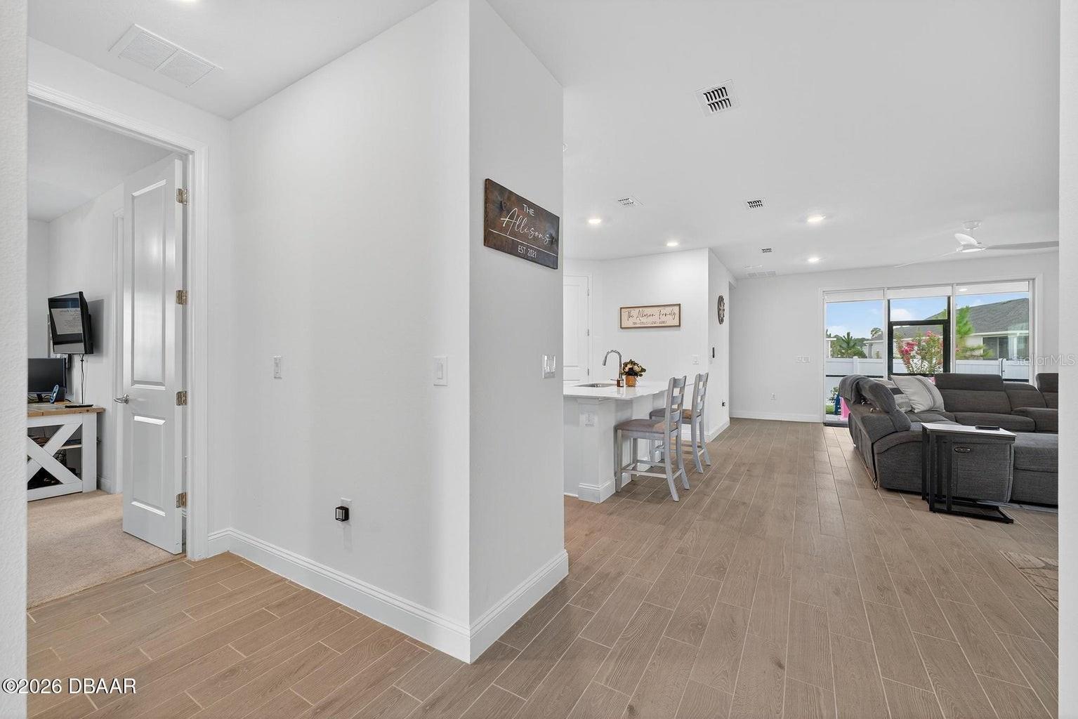 4116 ACOMA DR — photo 8