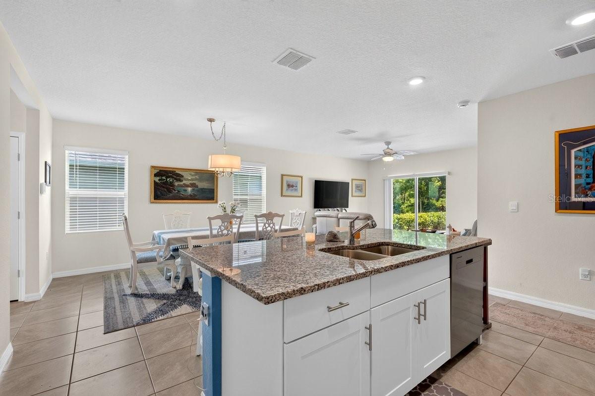 2757 PORTADOWN ST — photo 9