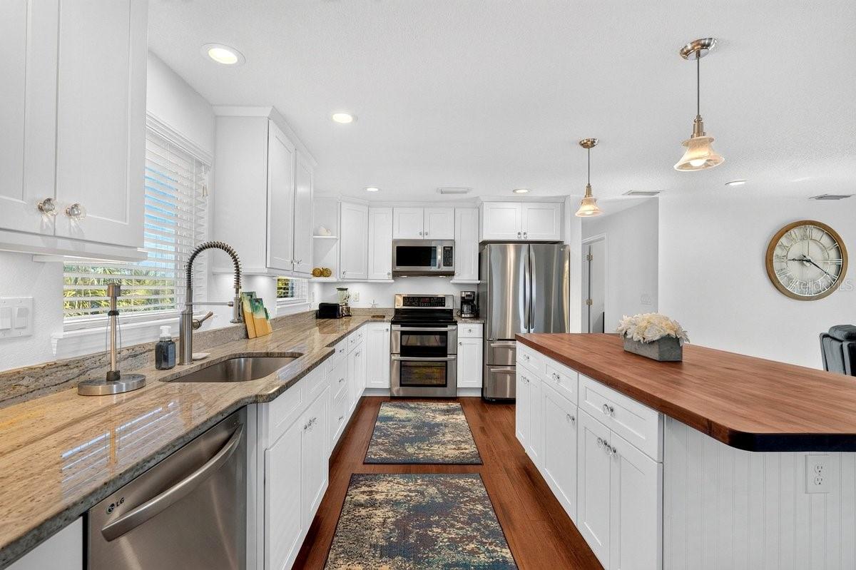 4717 S ATLANTIC AVE — photo 6