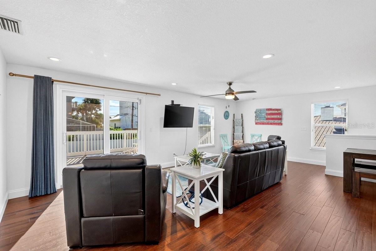 4717 S ATLANTIC AVE — photo 9