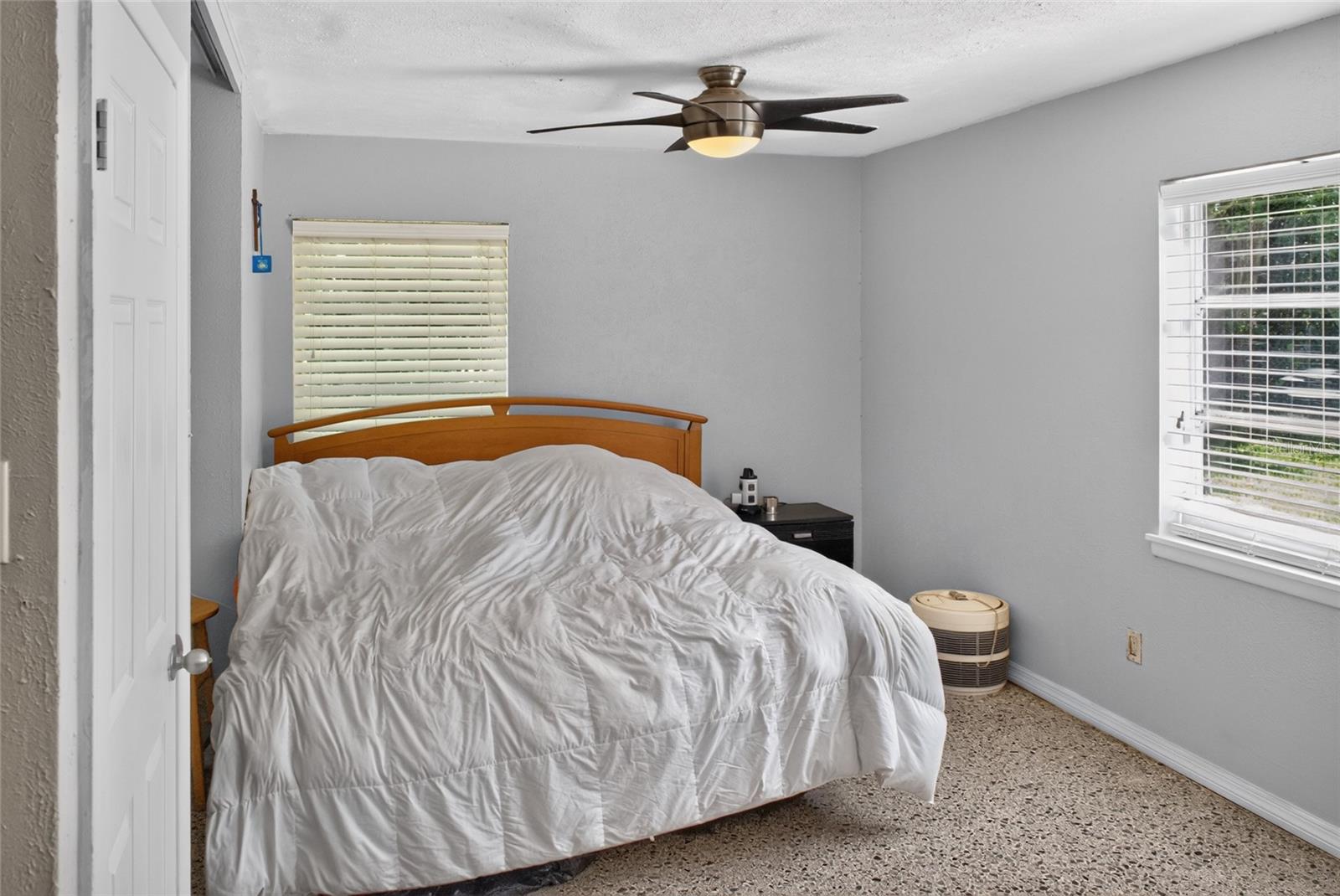 2420 HAZEL BISHOP DR — photo 12