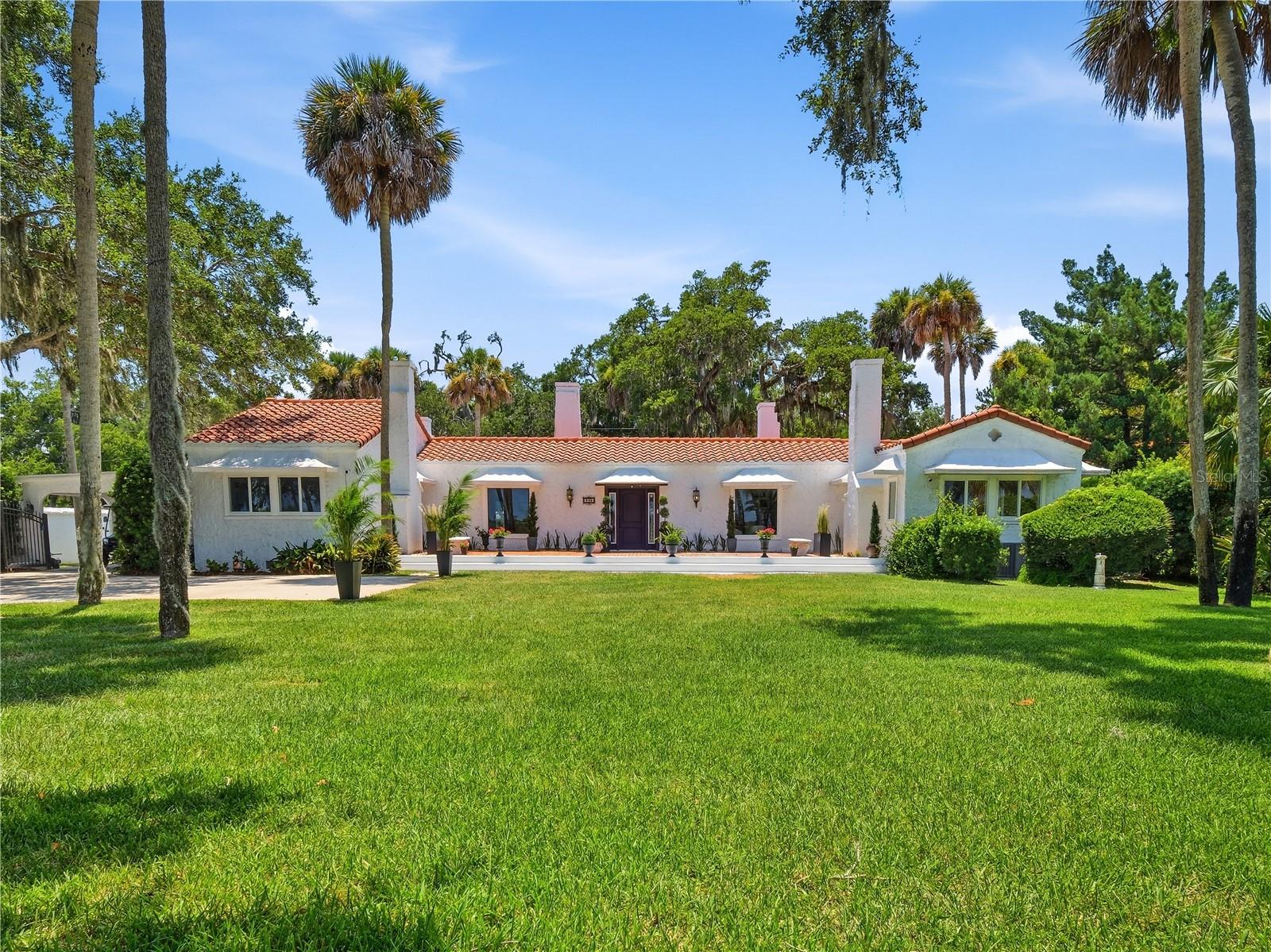 636 N RIVERSIDE DR